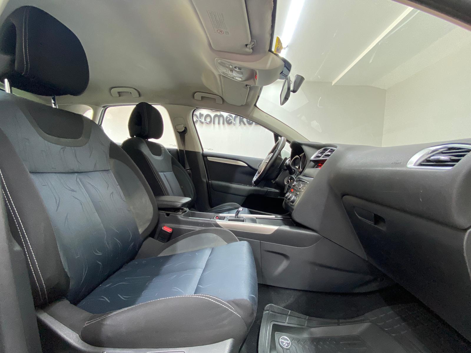 CITROEN C4 20